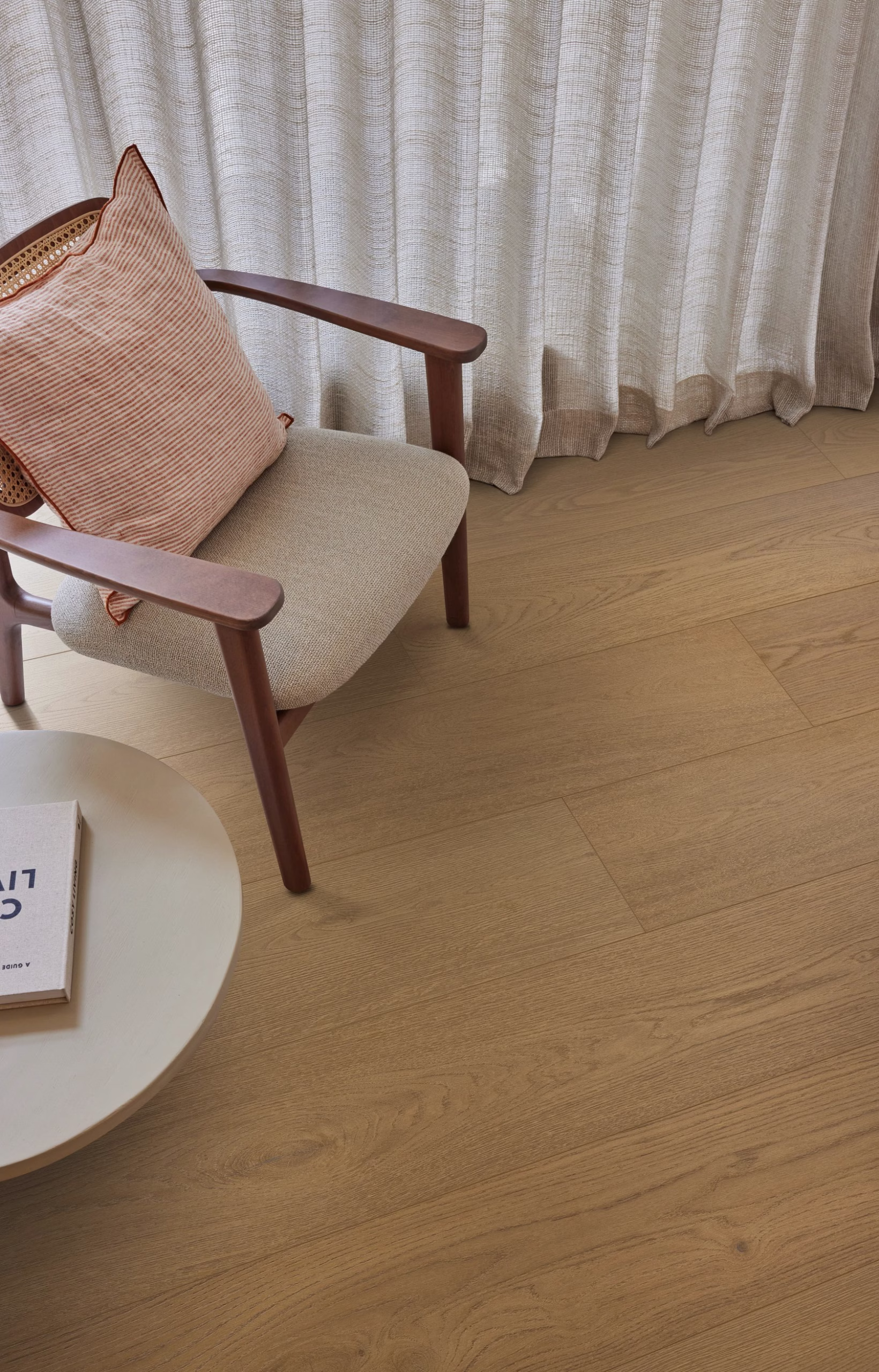 COREtec Tytan Cronus 05258 – Raumansicht des PVC-freien Bodens in Holzoptik