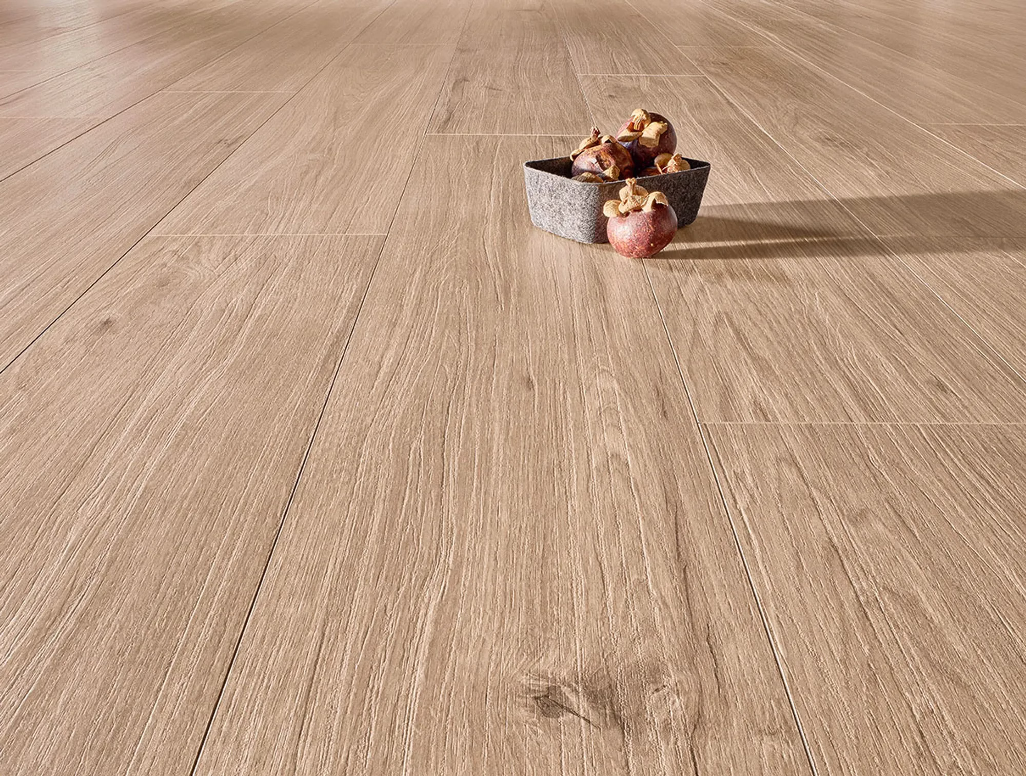 JOKA Xplora PROVE 833 8817 Oak Royal Greige – Oberflächendetail